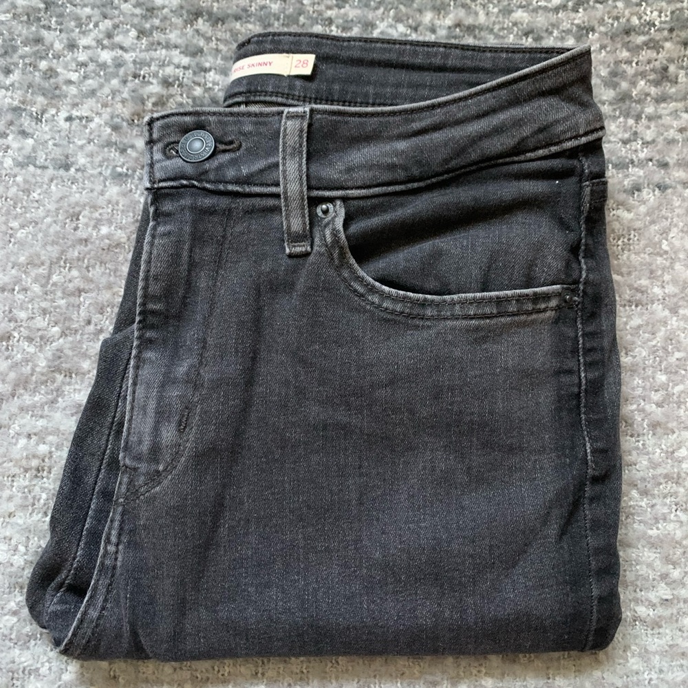 Levis | 721 Skinny Jeans